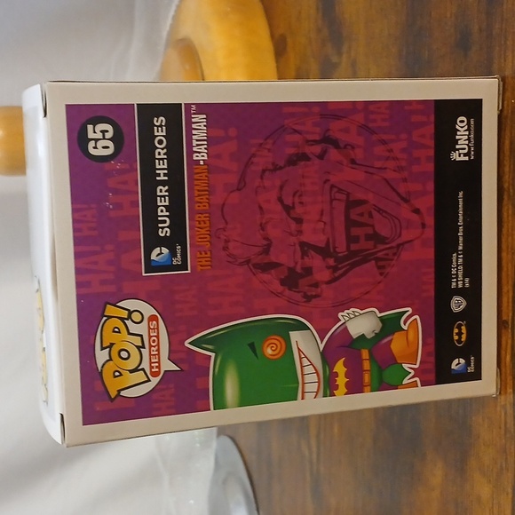 FIRM $$ Funko Pop Joker Batman Vinyl Figure - Picture 4 of 6